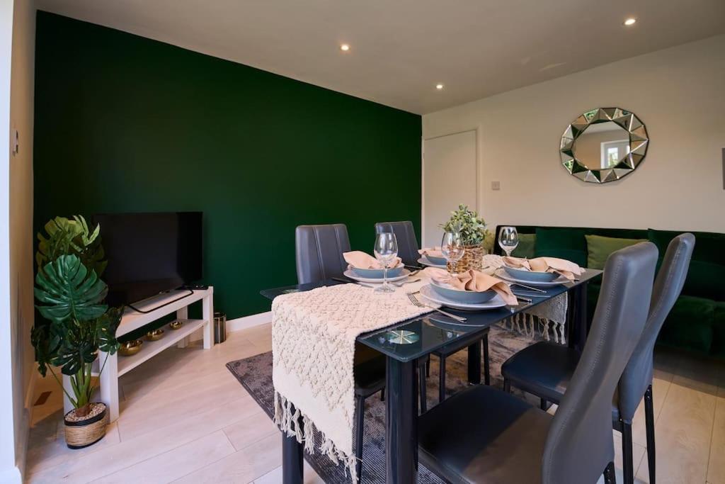 Fabulous 3 Bed Nw London Apartment With Private Garden Экстерьер фото