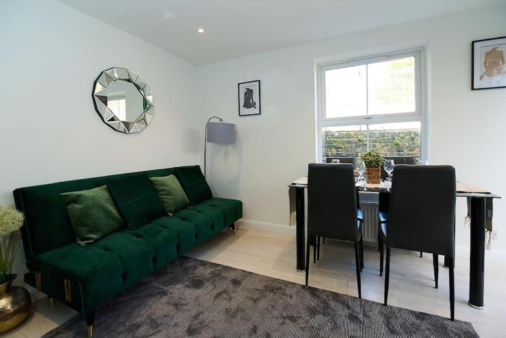 Fabulous 3 Bed Nw London Apartment With Private Garden Экстерьер фото