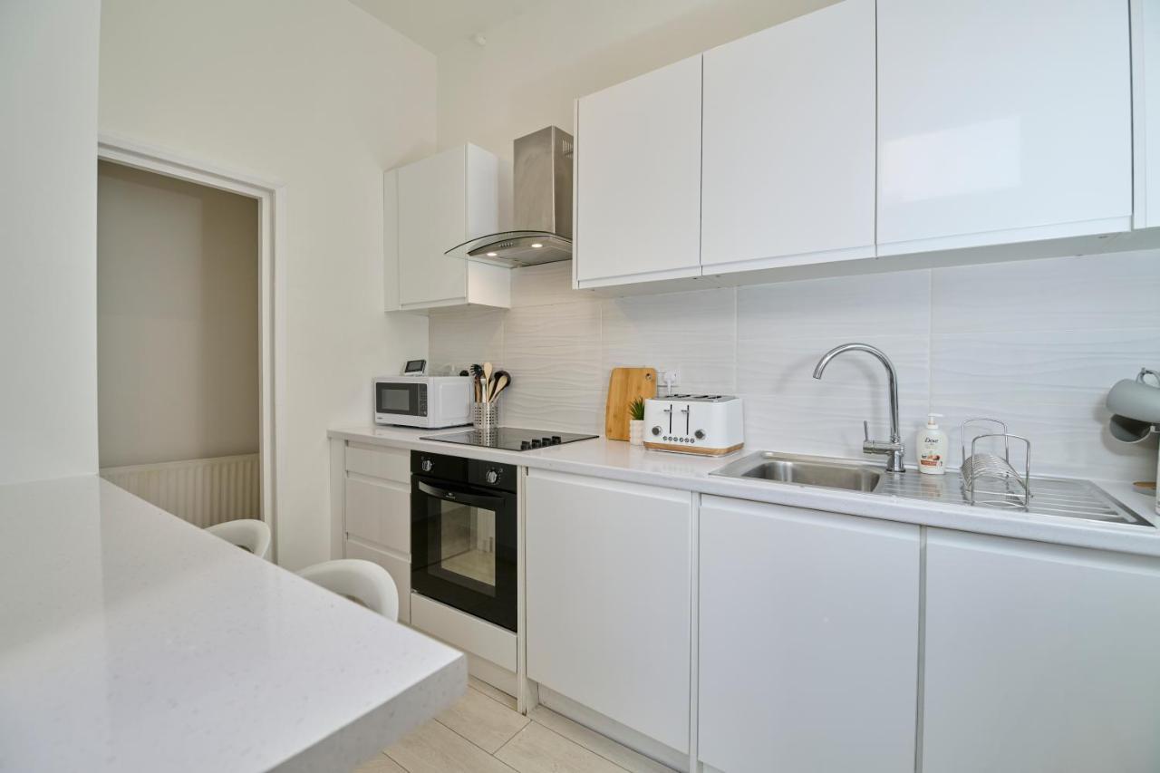 Fabulous 3 Bed Nw London Apartment With Private Garden Экстерьер фото