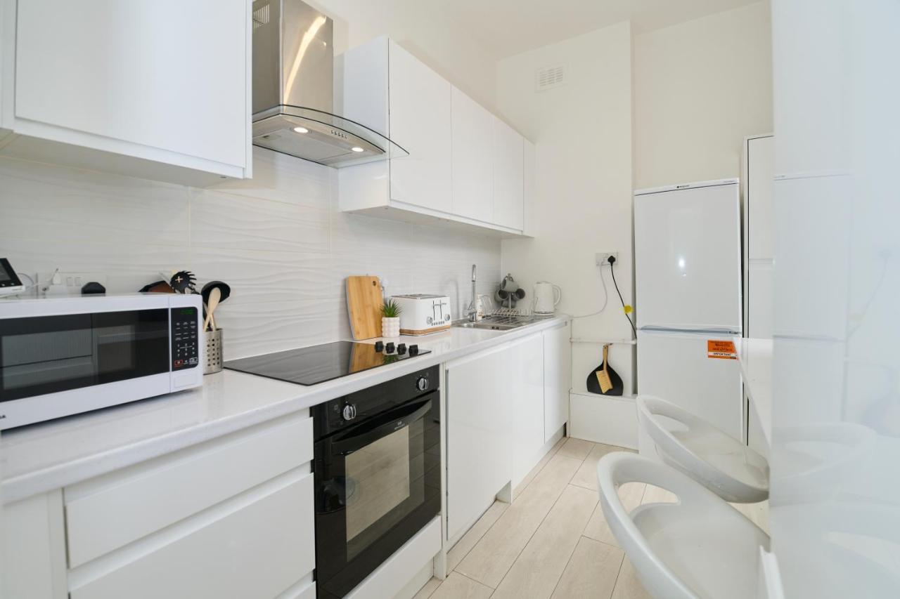 Fabulous 3 Bed Nw London Apartment With Private Garden Экстерьер фото